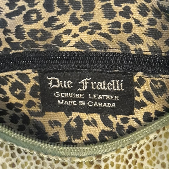 Due Fratelli Canada Crossbody Bag - Picture 6 of 8